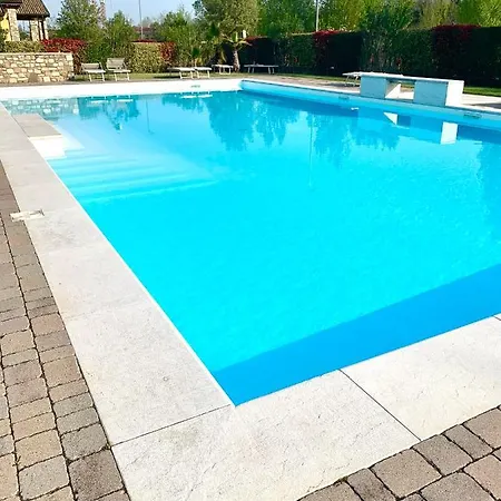 Apartment Urban 21 Pool Desenzano del Garda