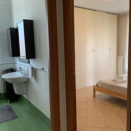 Urban 21 Pool Apartment